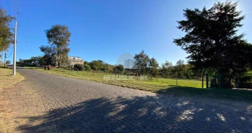 Terreno com mais de 10.000 m2 por R$ 880.000,00 na Rua José Ferrão- Jardins- San
