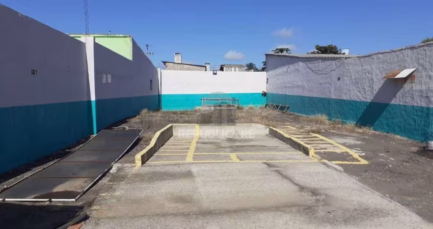 Terreno com 300 m² na Rua Federico Aragones por R$ 110.000,00 - Prado - Santana