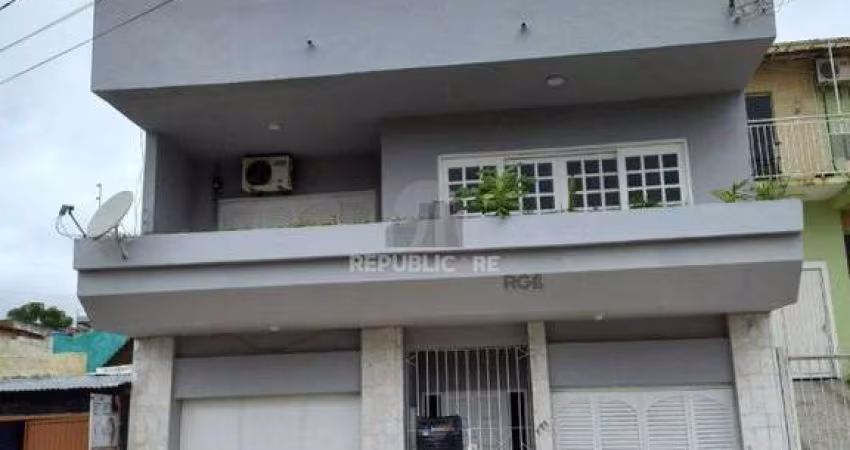Casa com 3 dormitórios (1 sendo suíte) por R$ 850.000,00 na Rua Antônio Augusto