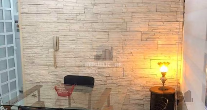Apartamento 1 Dormitório,próximo Lima e Silva ,Bairro Centro Histórico