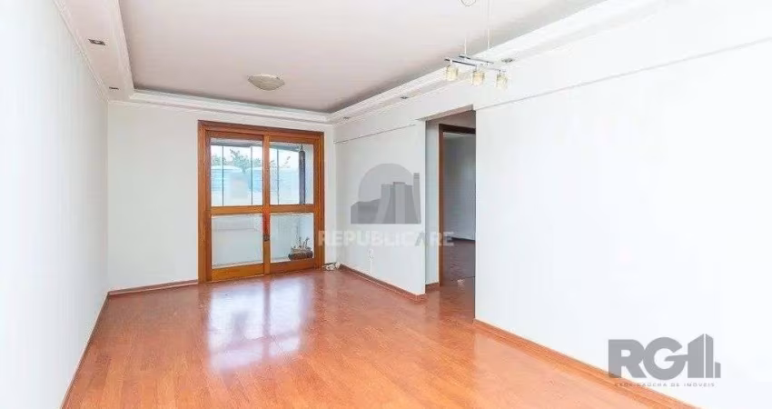 Apartamento de 2 dormitórios no bairro Bom Jesus