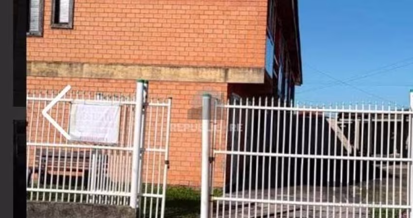 Sobrado 2 dormitórios à venda Centro Cidreira/RS