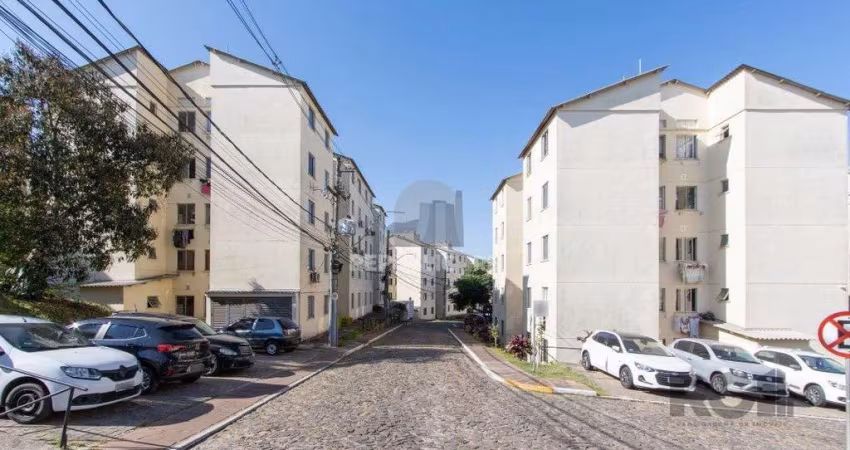Apartamento semimobiliado com 2 dormitórios, banheiro social e 1vaga rotativa