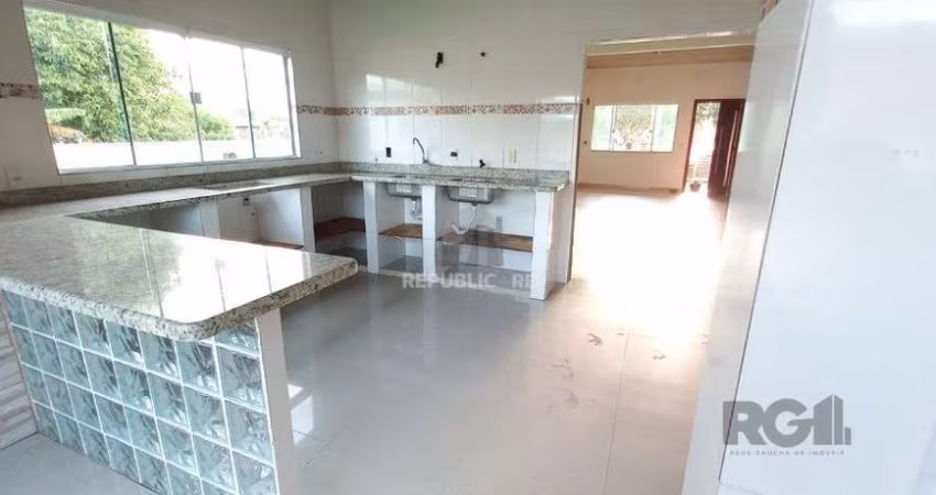 Casa 3 dormitórios à venda Arroio Teixeira Capão da Canoa/RS