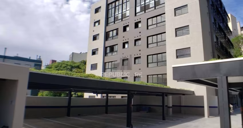 Apartamento para Venda - 101m², 3 dormitórios, sendo 3 suites, 2 vagas - Menino