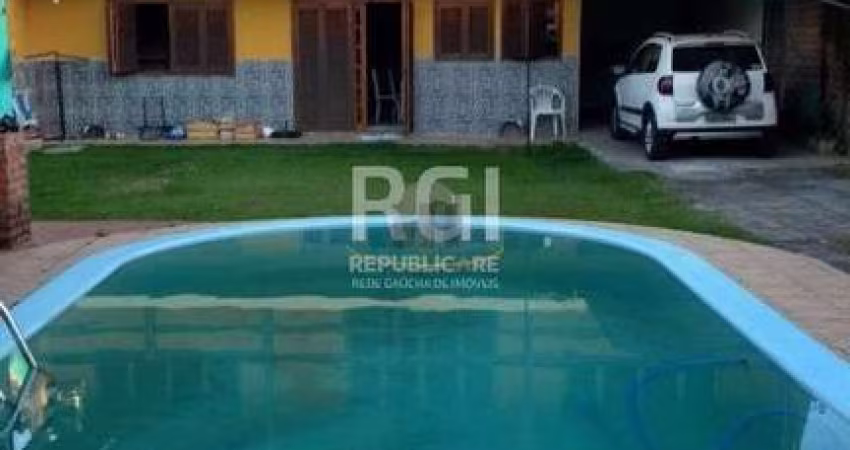 Sobrado para Venda - 320m², 3 dormitórios, sendo 1 suites, 6 vagas - Vila Cachoe