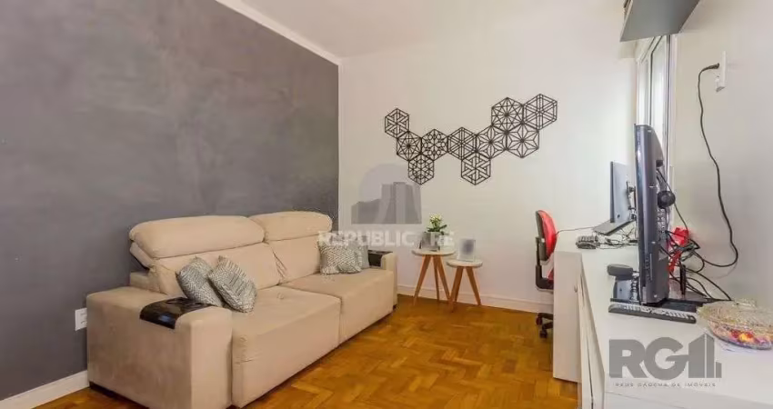 Apartamento à venda no centro histórico com 73 m² e 2 dormitórios/quartos disponíveis.