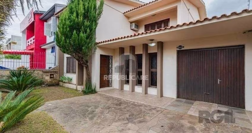 Casa à Venda no bairro Marechal Rondon em Canoas