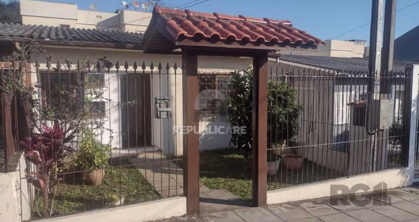 Casa 2 dormitórios, 1 vaga, Bairro Vila Cachoeirinha