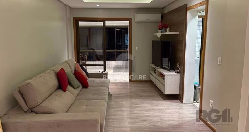 Apartamento mobiliado, 3 dormitórios, 1 suíte, vaga de garagem, Bairro Vila Euni