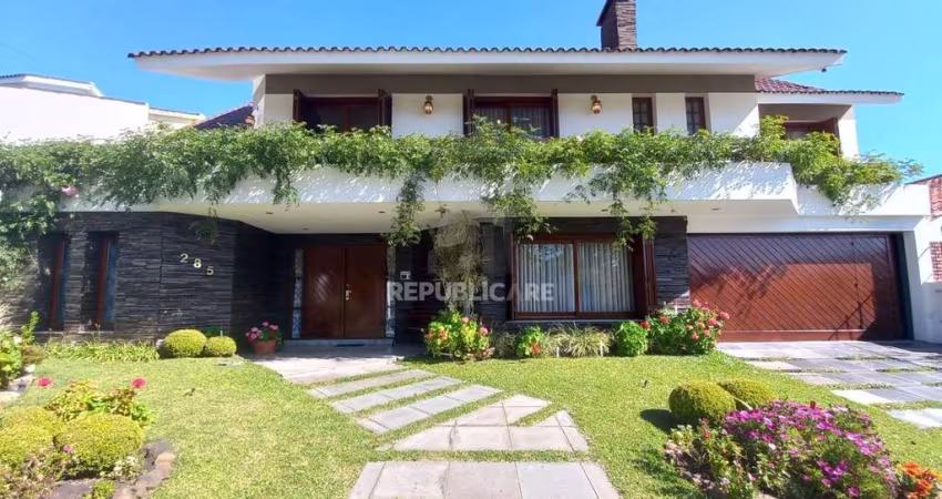 Casa com 4 dormitórios com 630 m² por R$ 3.500.000,00 na Rua Jarbas Pinheiro nº2