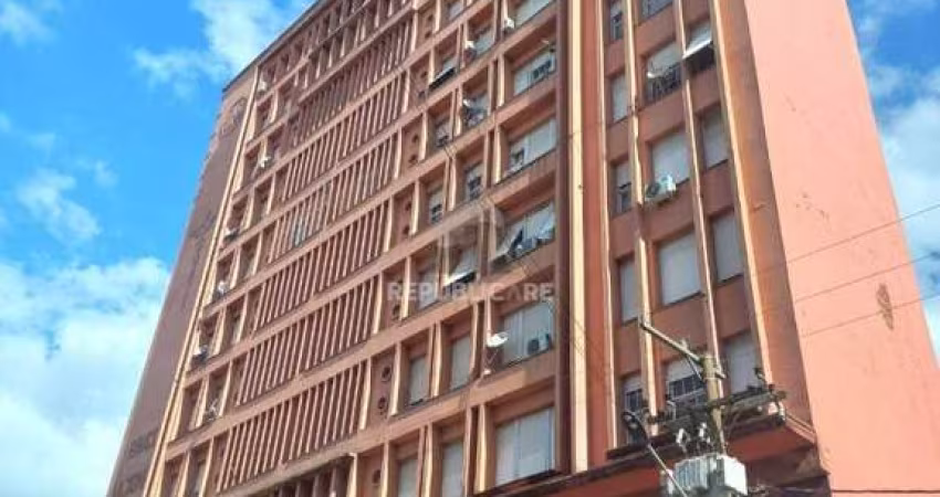 Apartamento com 2 dormitórios por R$ 430.000,00 na Rua Uruguai nº1477 - Centro -