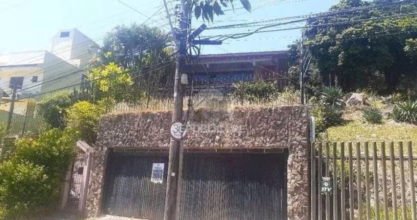 Casa 5 dormitórios à venda Nonoai Porto Alegre/RS