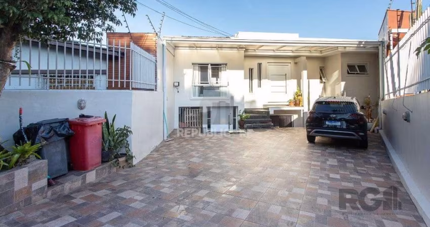 Casa 6 dormitórios à venda Cristal Porto Alegre/RS