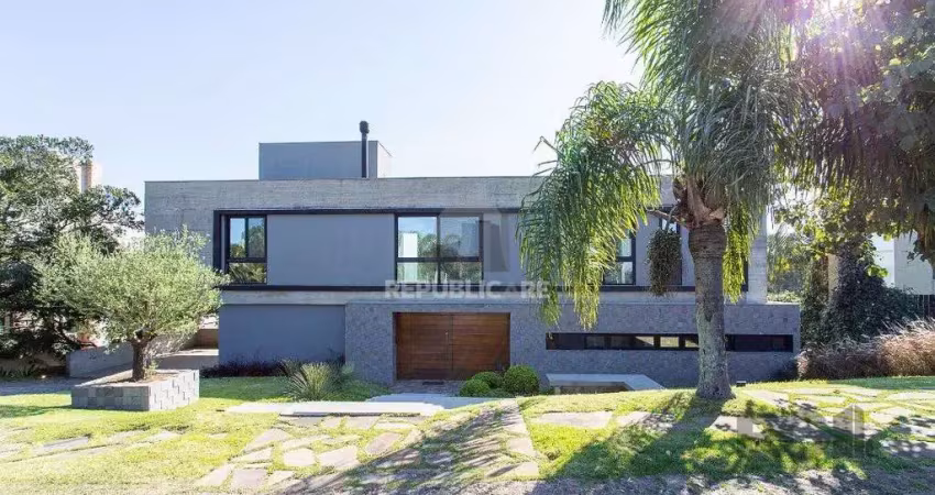 Casa de condomínio à venda em teresópolis com 443 m² e 4 dormitórios/quartos.