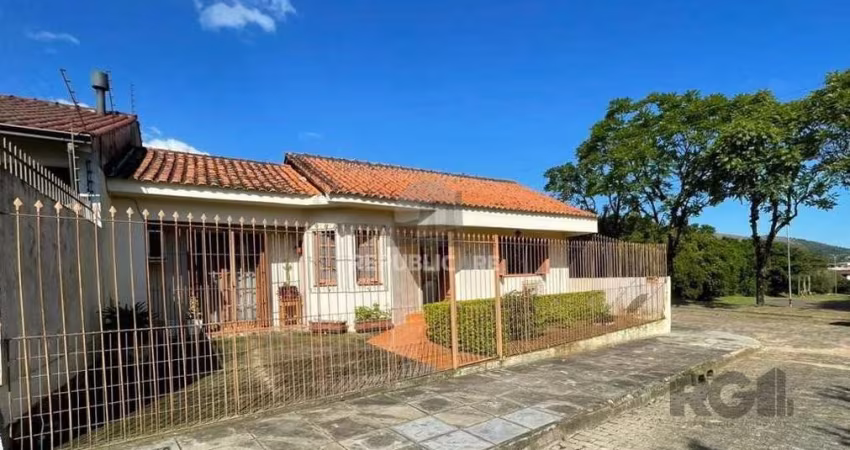 Casa 2 dormitórios à venda Vila Nova Porto Alegre/RS
