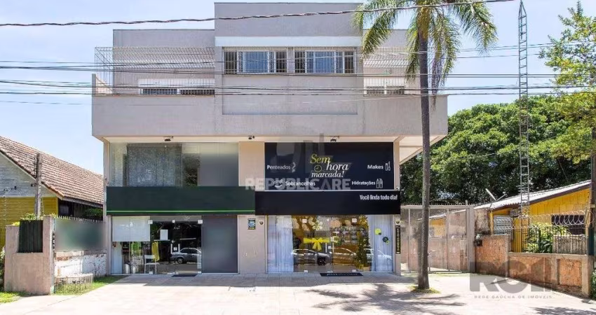 Apartamento com uma cobertura horizontal com 329,10 m² privativos com suíte
