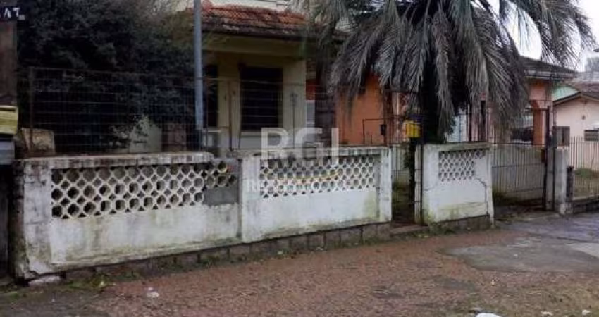 Terreno para Venda com 931m² no Menino Deus