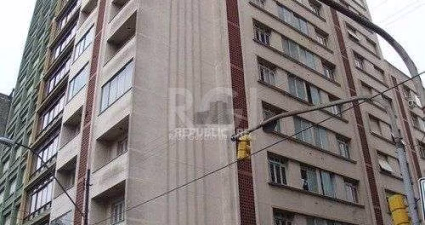 Cobertura para Venda - 134m², 2 dormitórios, Centro Histórico