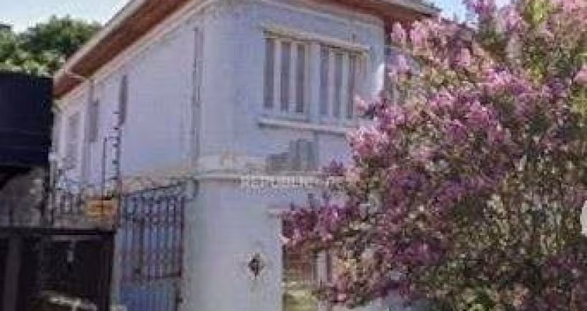 Casa para Venda - 415.8m², 5 dormitórios, 3 vagas - Menino Deus