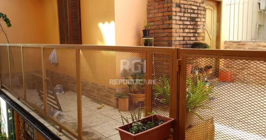 Casa para Venda - 164m², 2 dormitórios, 2 vagas - Santana