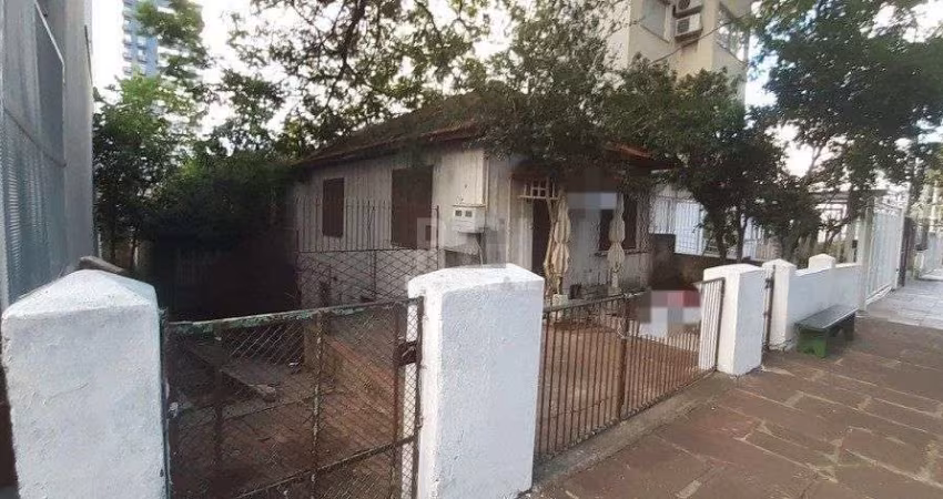 Terreno para Venda - 0m², 0 dormitórios, Petrópolis