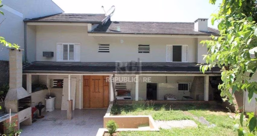 Casa para Venda - 175.29m², 3 dormitórios, sendo 1 suites, 2 vagas - São Miguel