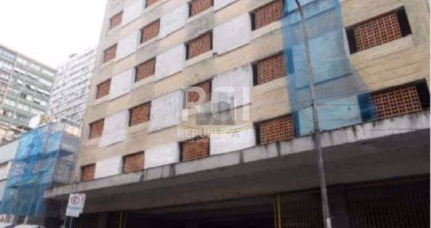 Box para Venda - 12m², 0 dormitórios, 1 vaga - Centro Histórico
