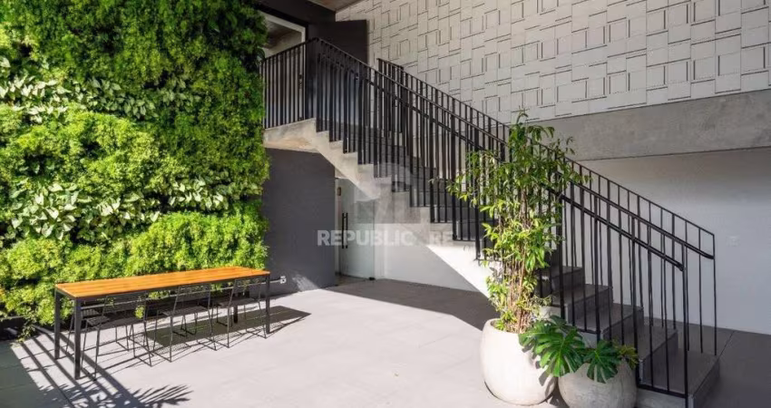 Studio para Venda - 29.74m², 0 dormitórios, Menino Deus