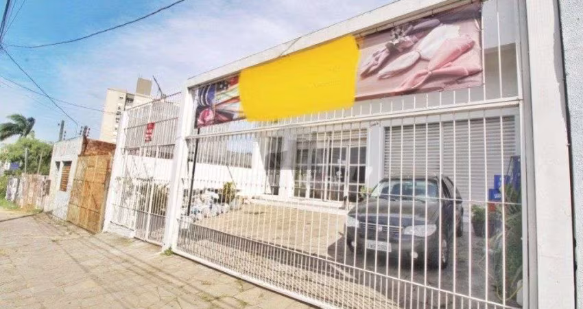 Loja para Venda - 60m², 0 dormitórios, 3 vagas - Petrópolis