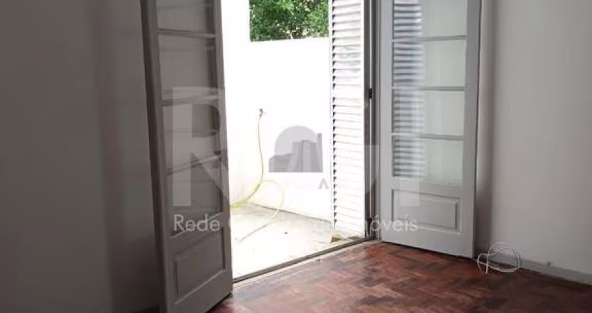Apartamento JK para Venda - com pátio - Cidade Baixa
