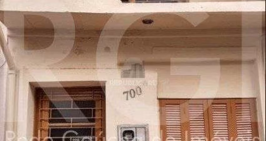 Casa para Venda - 64m², 2 dormitórios, Menino Deus
