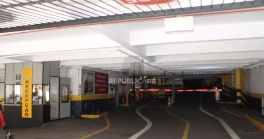 Box para Venda - 0m², 0 dormitórios, 1 vaga - Centro Histórico