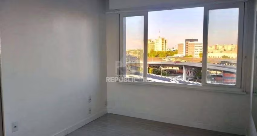 Conjunto/Sala para Venda - 64m², 0 dormitórios, Centro Histórico