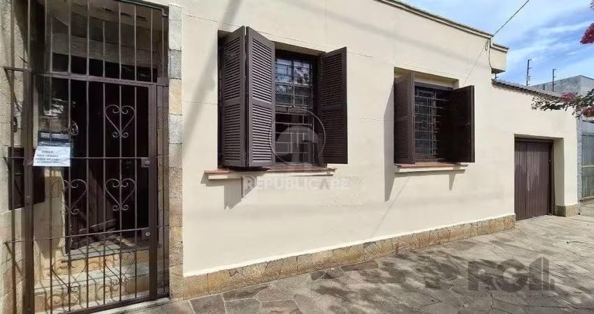 Casa para Venda - 90m², 2 dormitórios, 4 vagas - São Geraldo
