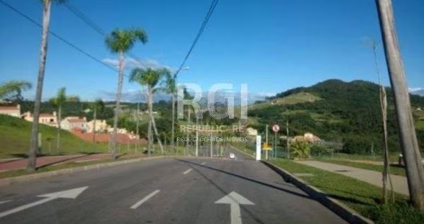 Terreno Comercial em Condominio para Venda - 671.52m², 0 dormitórios, Alphaville