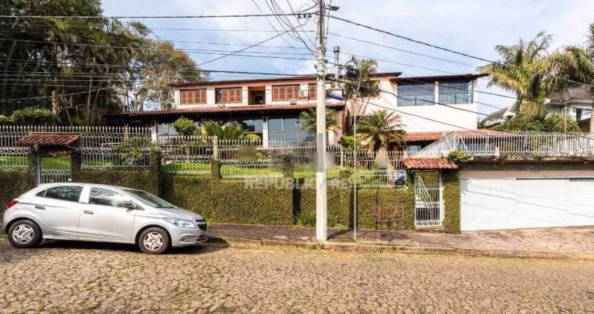 Casa para Venda - 500m², 4 dormitórios, sendo 1 suites, 4 vagas - Vila Conceição