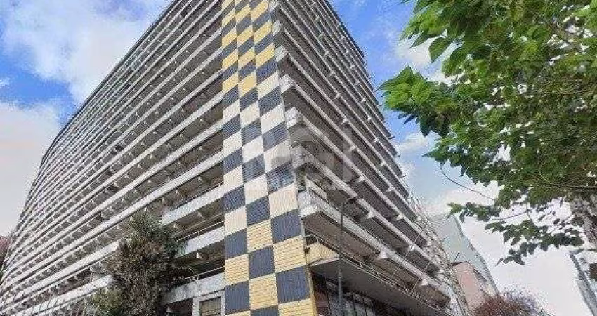 Ótimo box de garagem no Centro Histórico próximo a rua Caldas Junior.
