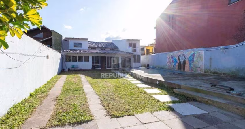 Casa para Venda - 120m², 4 dormitórios, sendo 1 suites, 3 vagas - Serraria
