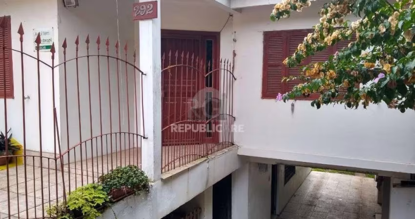 Casa para Venda - 189.52m², 3 dormitórios, sendo 1 suites, 2 vagas - Aparecida