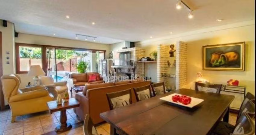 Casa para Venda - 280m², 4 dormitórios, sendo 1 suites, 3 vagas - Jardim Isabel
