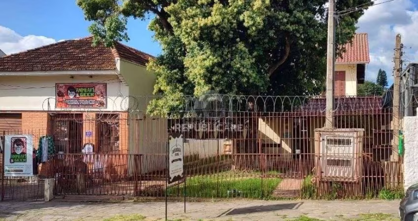 Casa para Venda - 700m², 2 dormitórios, Tristeza