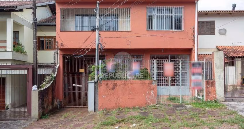 Casa para Venda - 220m², 3 dormitórios, sendo 2 suites, 2 vagas - Coronel Aparíc