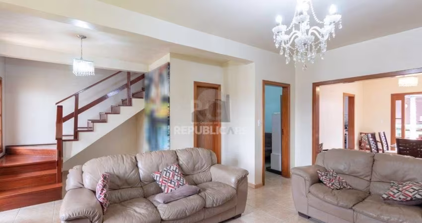 Casa para Venda - 192.18m², 3 dormitórios, sendo 1 suites, 2 vagas - Cristal