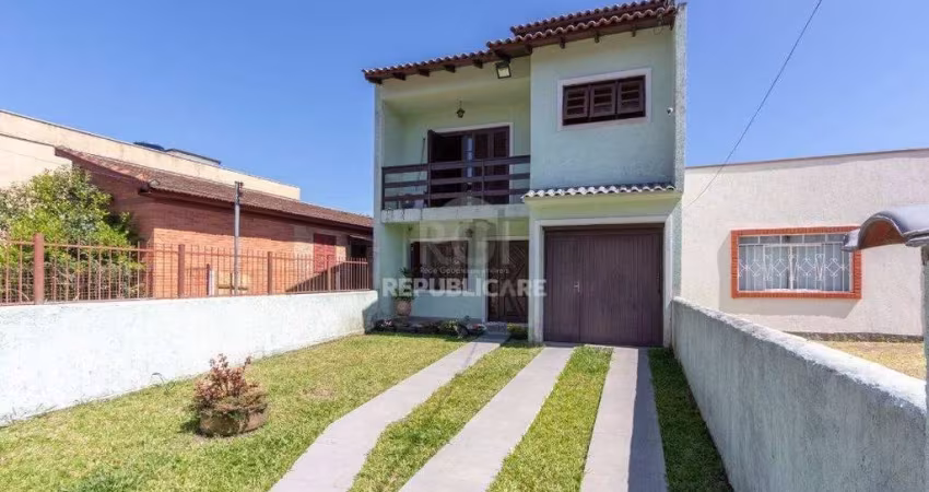 Sobrado para Venda - 356.93m², 4 dormitórios, sendo 2 suites, 4 vagas - Tristeza