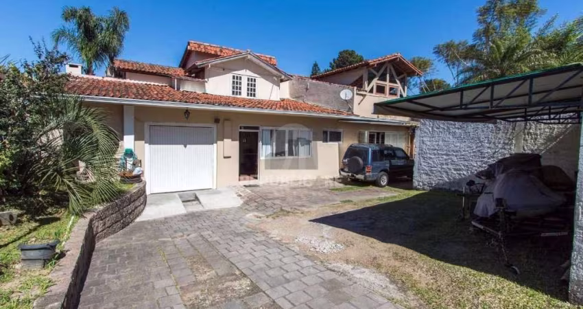 Casa para Venda - 281m², 3 dormitórios, sendo 1 suites, 3 vagas - Jardim Isabel