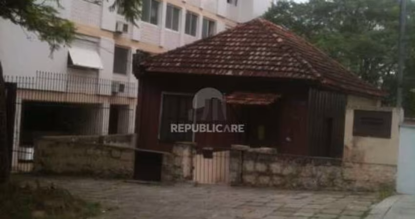 Terreno para Venda - 296m², 0 dormitórios, Auxiliadora