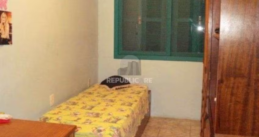 Casa para Venda - 130m², 3 dormitórios, Vila Nova