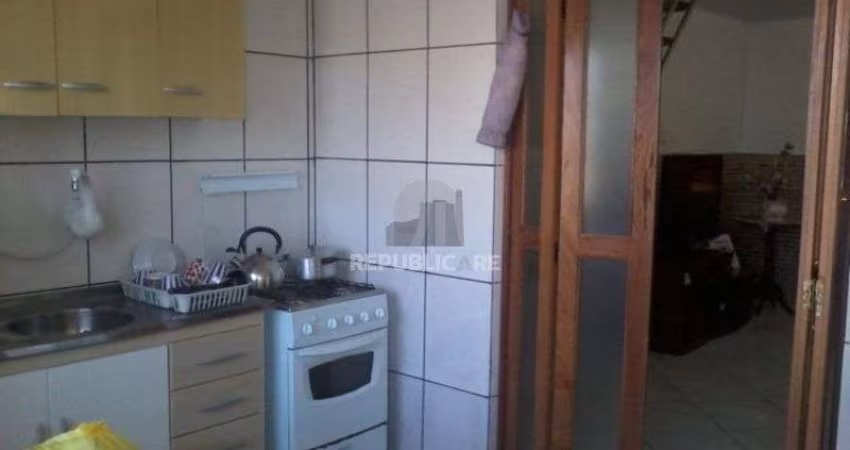 Casa para Venda - 90m², 3 dormitórios, sendo 1 suites, Aberta Dos Morros