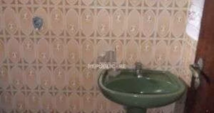 Casa para Venda - 270m², 5 dormitórios, sendo 1 suites, Guarujá